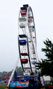 Storms dampen third day of fair